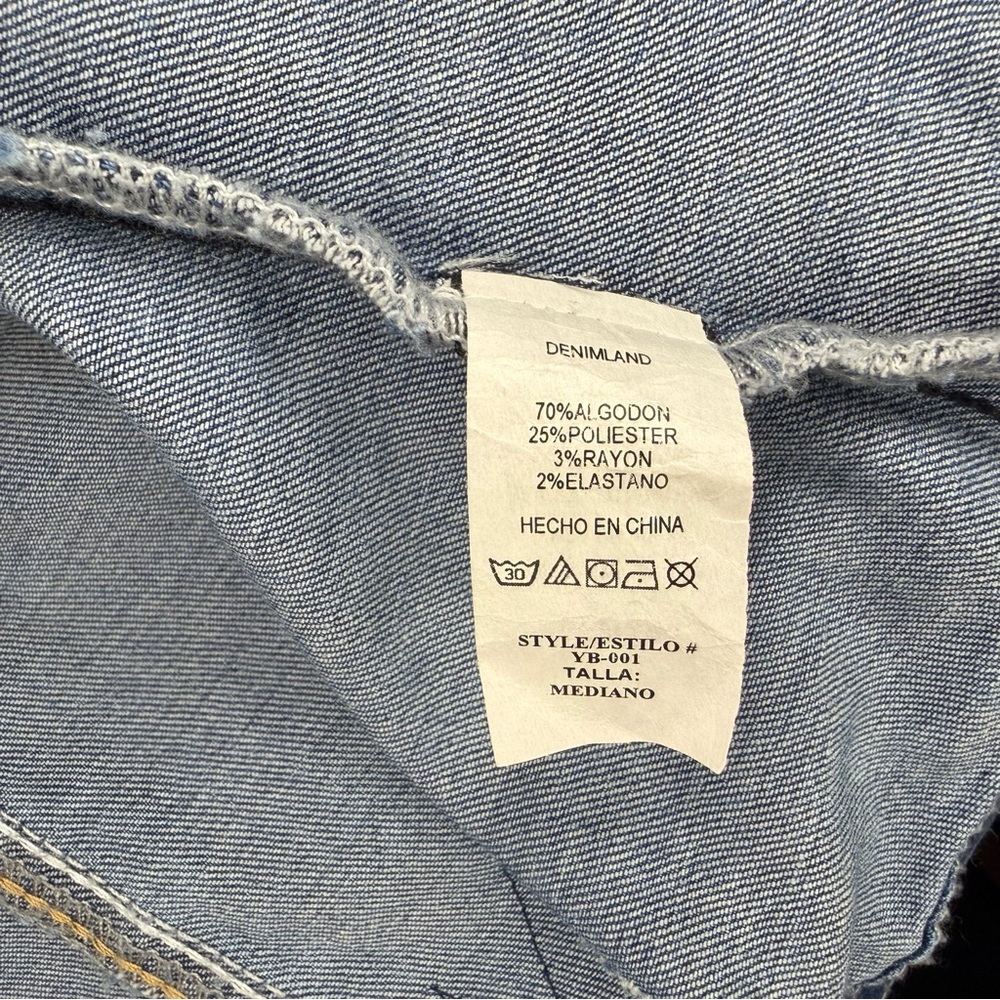 Stylish Blue Denim Jacket - Picture 6 of 10